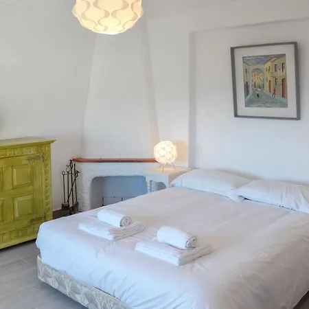 Charneca Sleeps 20 Pool Air Con Wifi