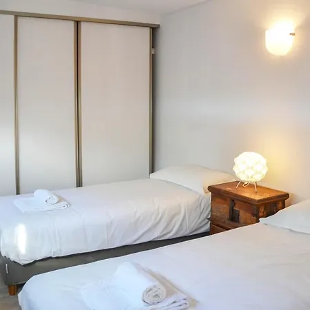 Charneca Sleeps 20 Pool Air Con Wifi * Charneca (Cascais)