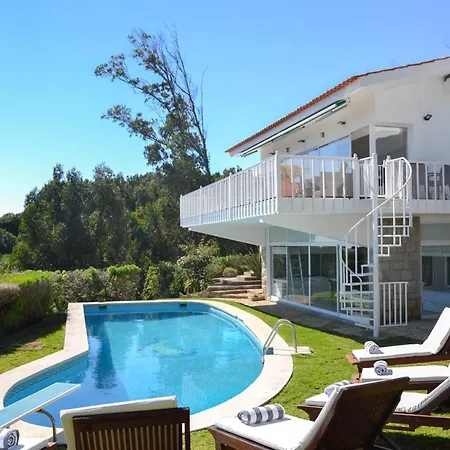 Villa Charneca Sleeps 20 Pool Air Con Wifi *